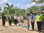 ลงพื้นที่แจกถุงยังชีพให้กับผู้ป่วยโรคโควิด-19...